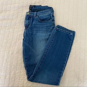 FLASH SALE ‼️J Brand Skinny Jeans - 28